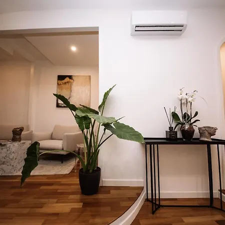 Guest house Fellini Design Suites Romе *